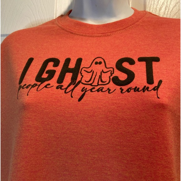 Halloween custom unisex size small T-shirt “I GHOST PEOPLE ALL YEAR ROUND - Picture 3 of 4